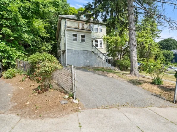391 Poplar St, Roslindale, MA 02131