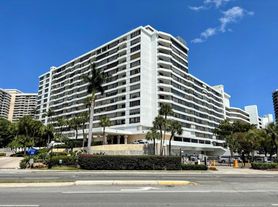 500 Three Islands Blvd