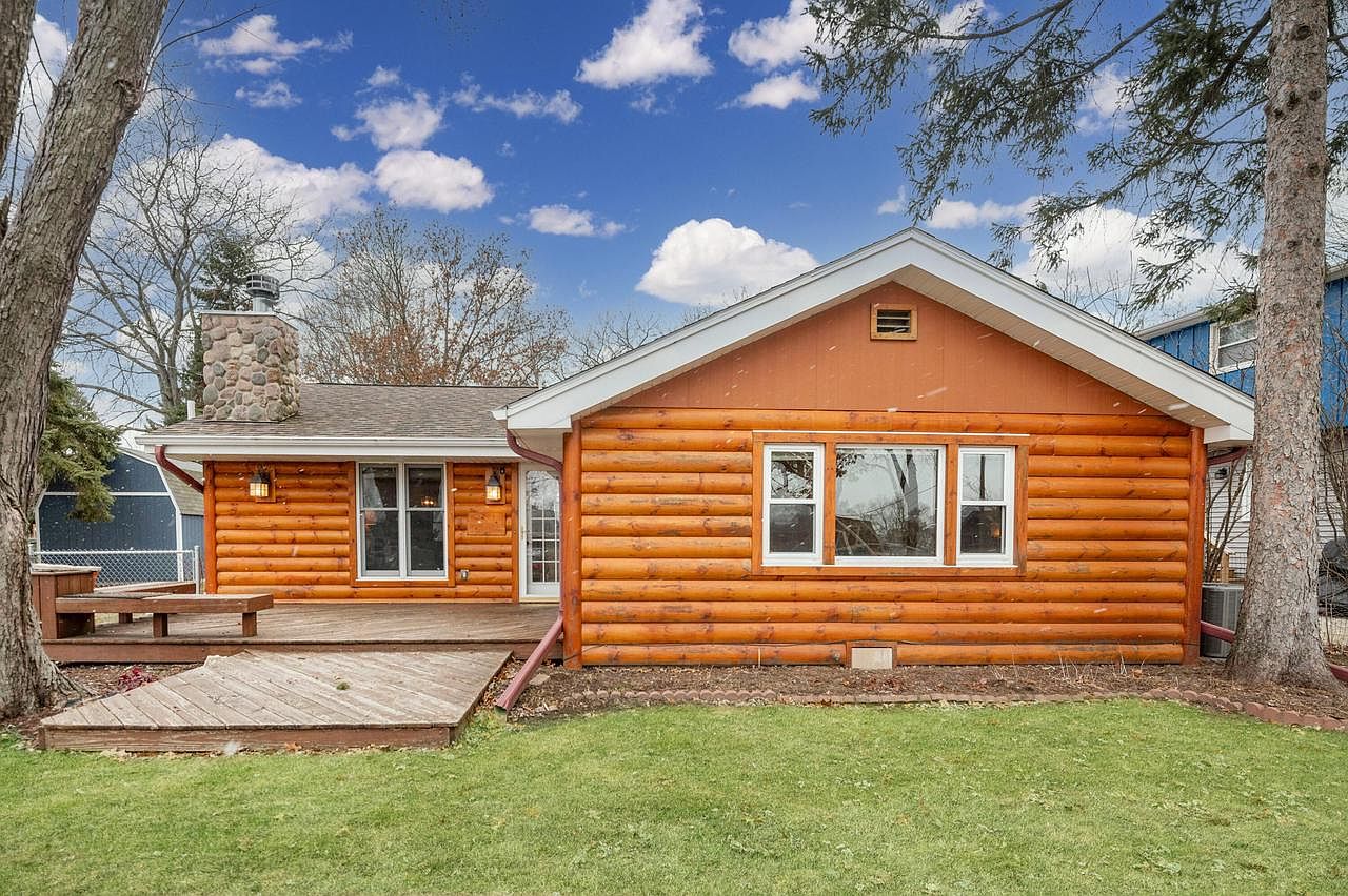 W342N4910 Oak LANE, Oconomowoc, WI 53066 Zillow