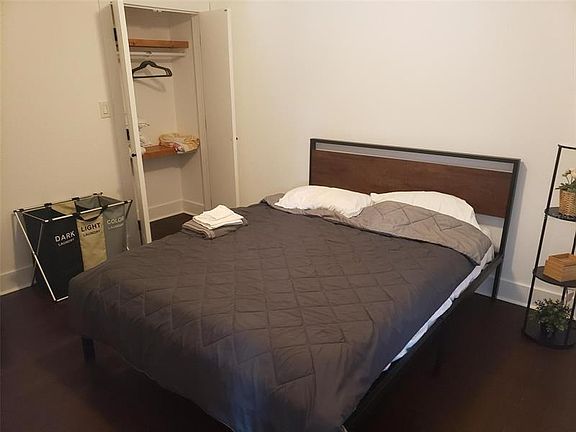 5th image of 326 6th Ave N APT 6