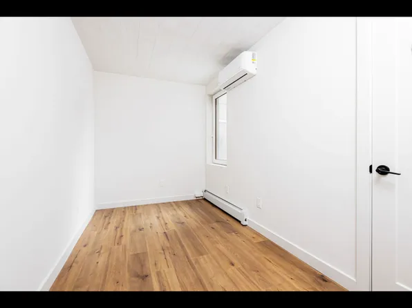 (undisclosed Address), Bronx, NY 10457