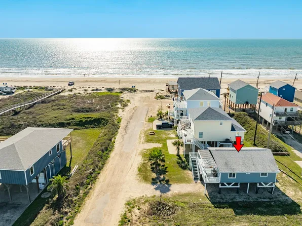 203 Carlton Ave, Surfside Beach, TX 77541