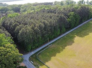 10 Black Stump Rd, Weems, VA 22576