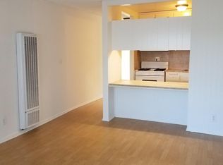 5851 Hazeltine Ave #208, Van Nuys, CA 91401