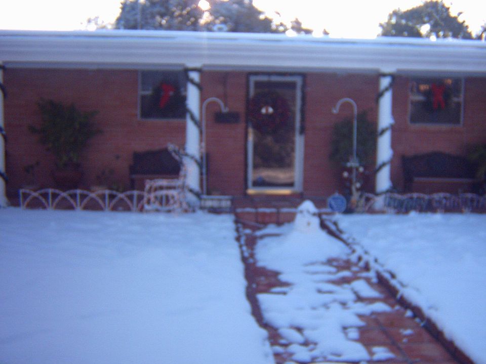 FRONT HOUSE