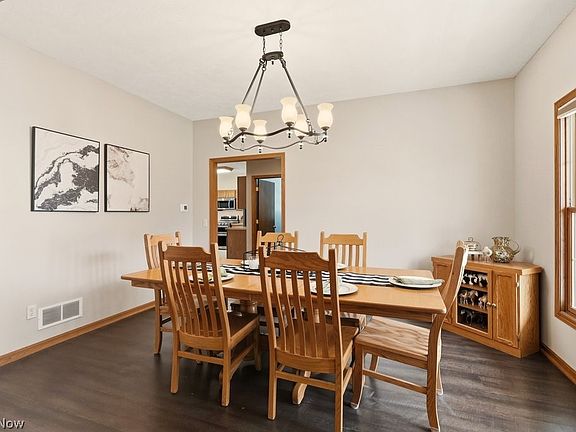 5th image of 5863 Allyn Rd