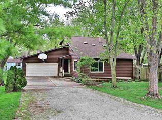 5326 E Cambron Ave, Chillicothe, IL 61523