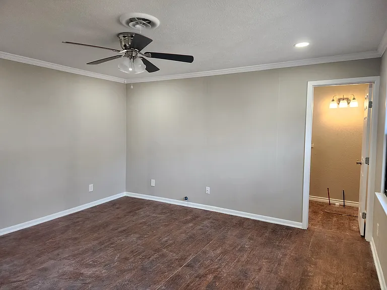 465 W Marshall Dr — Photo 10