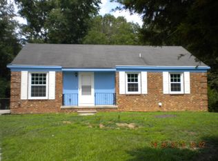 1325 Londonderry Cir, Raleigh, NC 27610