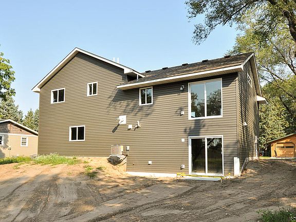 4th image of 405 Shawn St SE