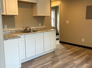 159 Mineral Springs Rd #UR, Buffalo, NY 14210