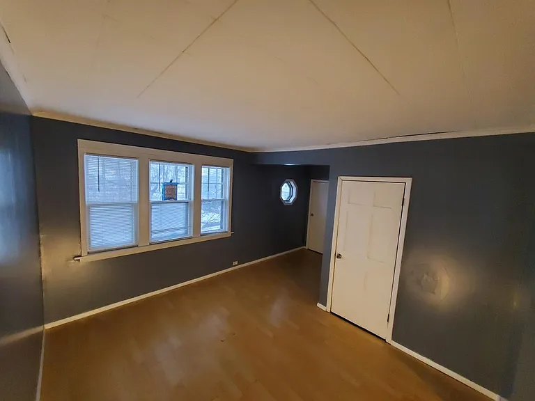50 Progressive Ave — Photo 3