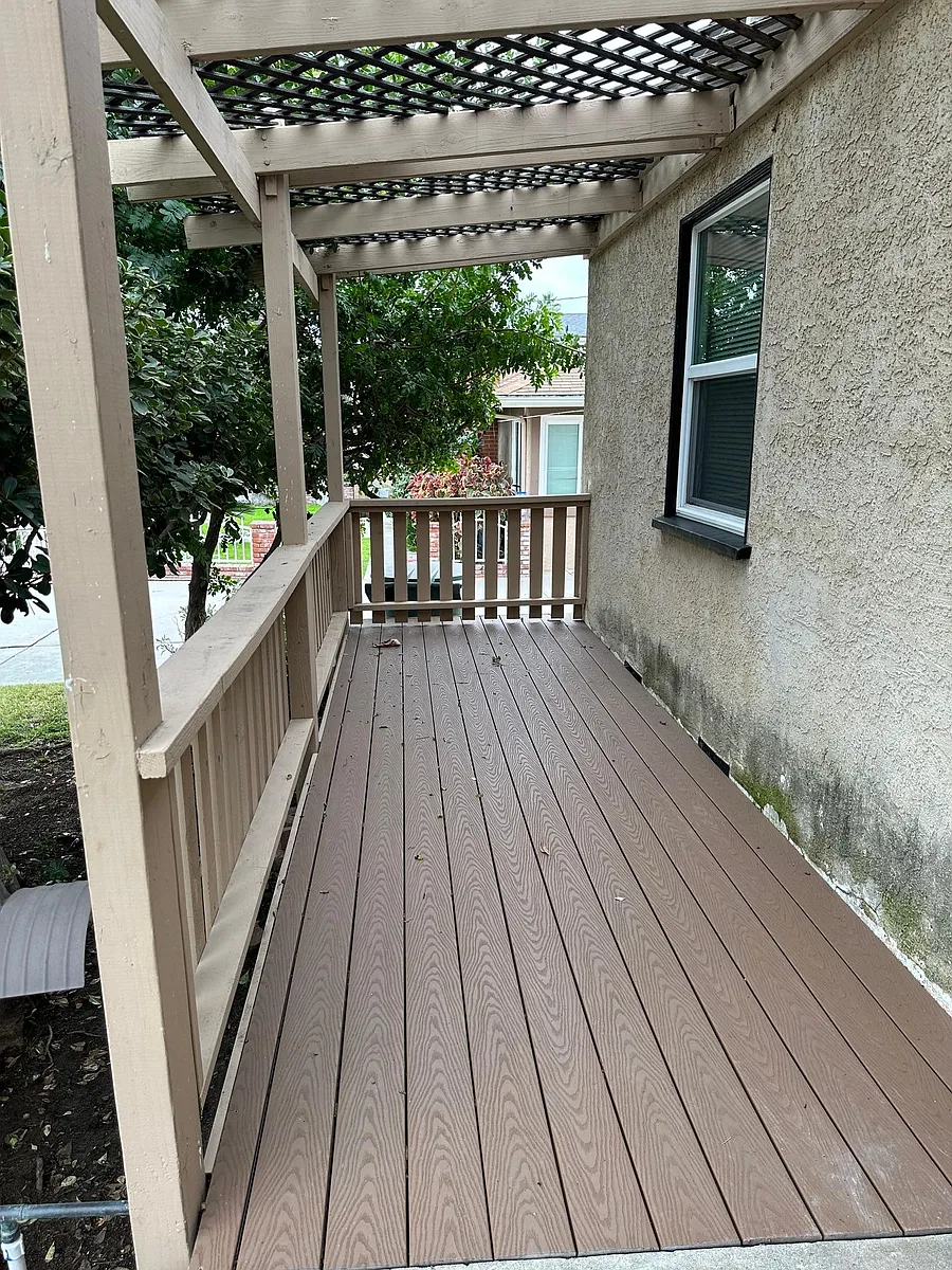 Front deck area - 111 S Grandview Ave