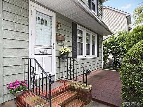 2nd image of 34 Cambridge Ave