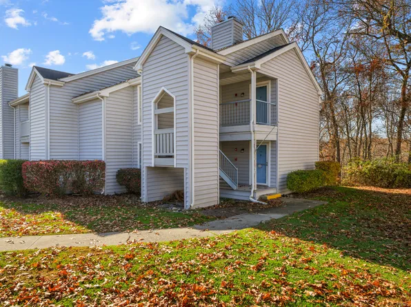 41 Crown Knoll Court APT 53, Groton, CT 06340