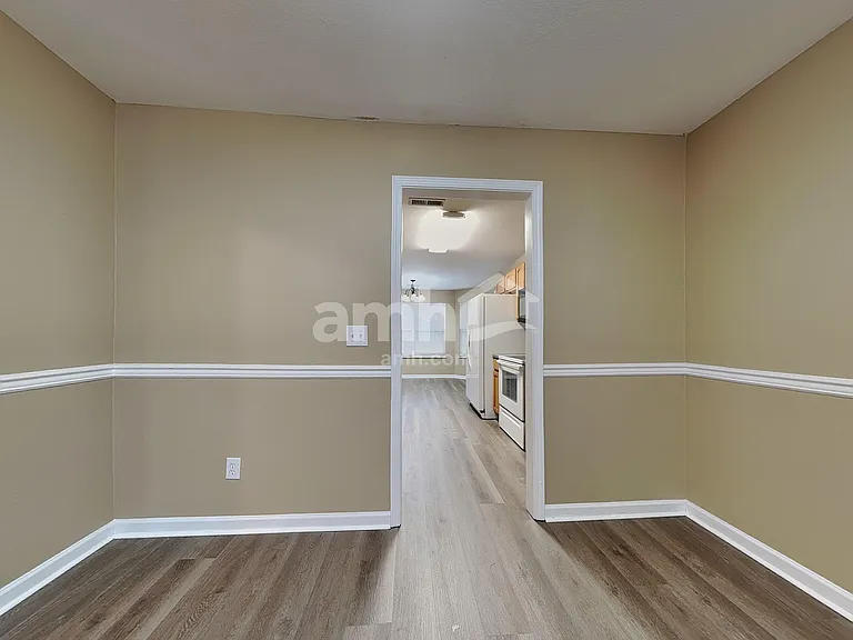 6818 Audrianna Ln — Photo 7