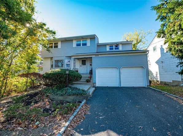 2370 Camp Avenue, Merrick, NY 11566