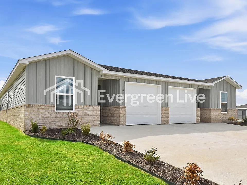 414 A W Cloud Dr