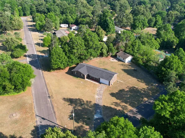 1053 Woodcrest Dr, Beech Island, SC 29842