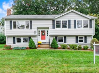21 Blueberry Hill Rd, Woburn, MA 01801
