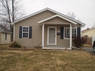 704 Leavett St, Jerseyville, IL 62052