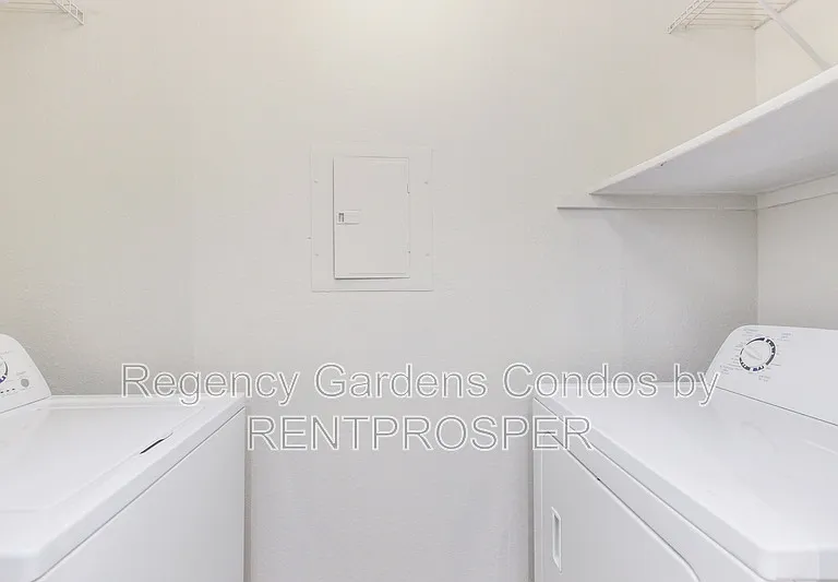 4301 Lizshire Ln #C-308 — Photo 3