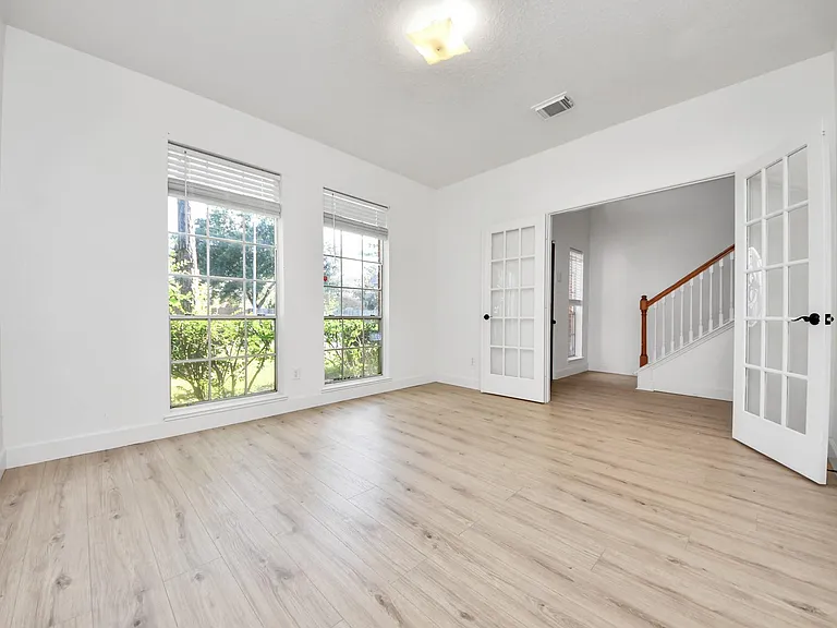 13515 Scarab Dr — Photo 10