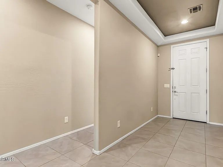 5429 W Lydia Ln — Photo 6