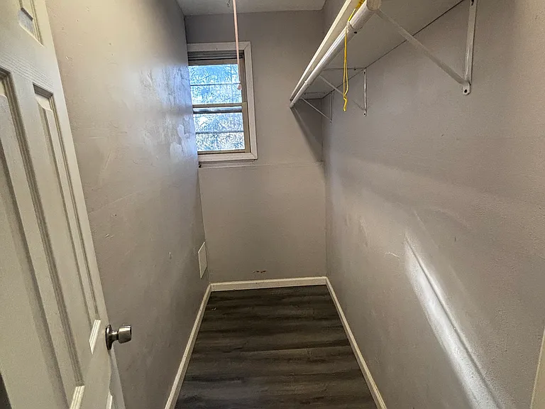 219-221 S Orchard St #5 — Photo 8