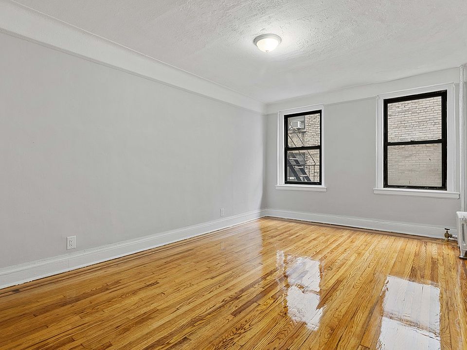 1st image of 4309 40th St APT 5H
