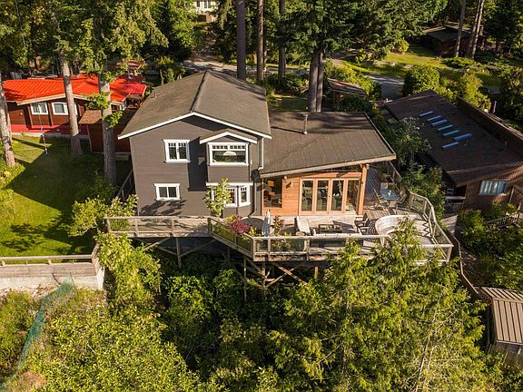 2nd image of 1506 Whitesails Dr