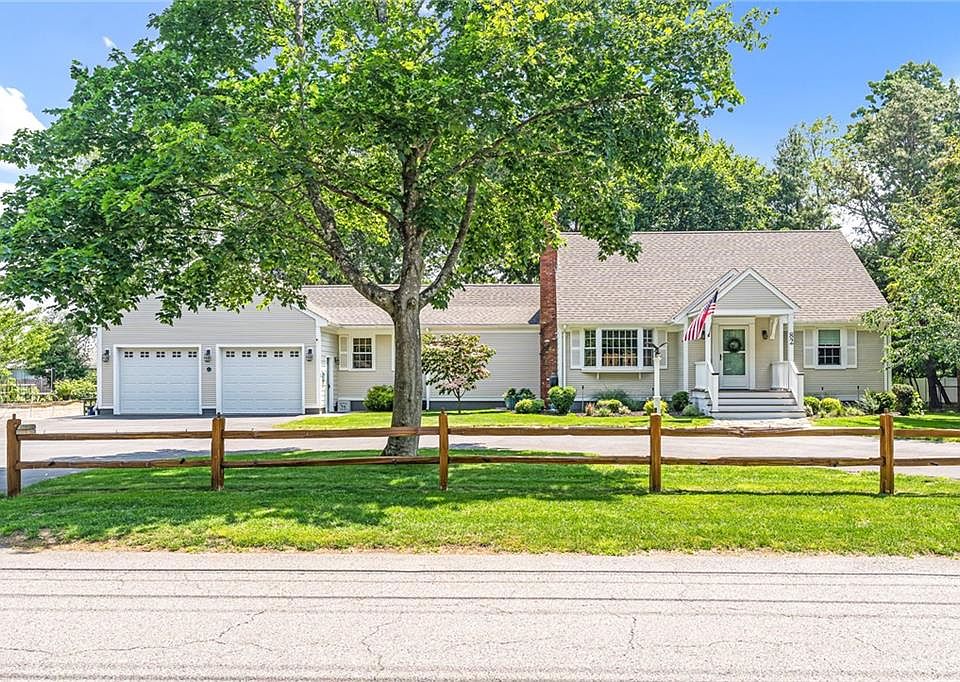 1st image of 82 Princes Hill Ave