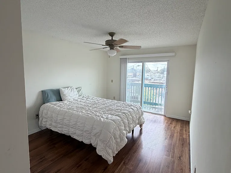 208 Arricola Ave #A — Photo 6