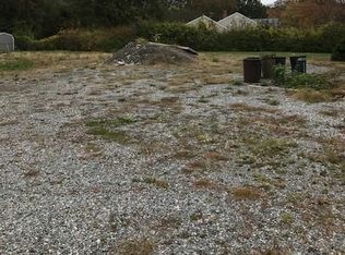 9 Anthony Pl, Trumbull, CT 06611