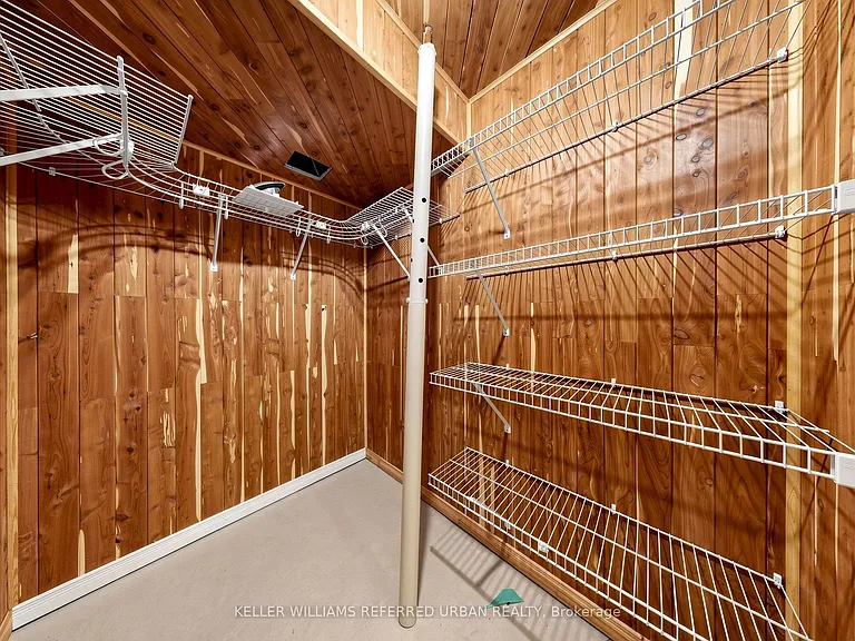 45 Cameo Dr — Photo 36