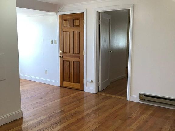 entry to living and study nook