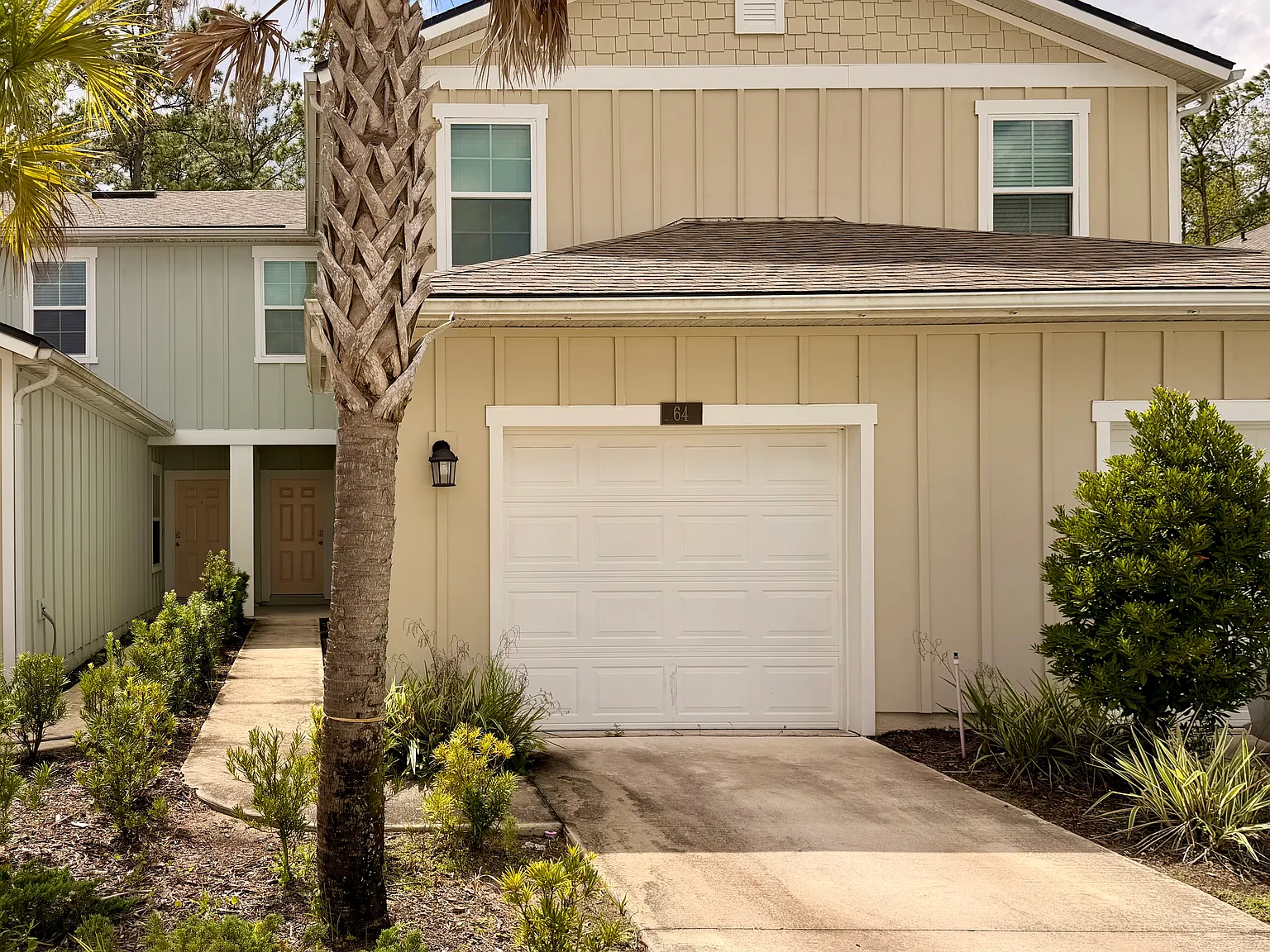 3 bed, 2.5 bath, 1502 sqft, $1,995 — Photo 2