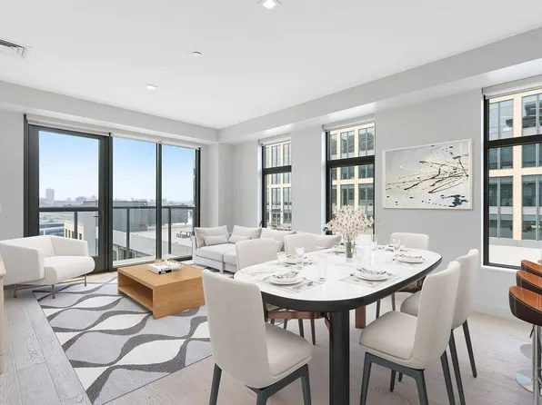 375 Canal St Unit 915, Somerville, MA 02145