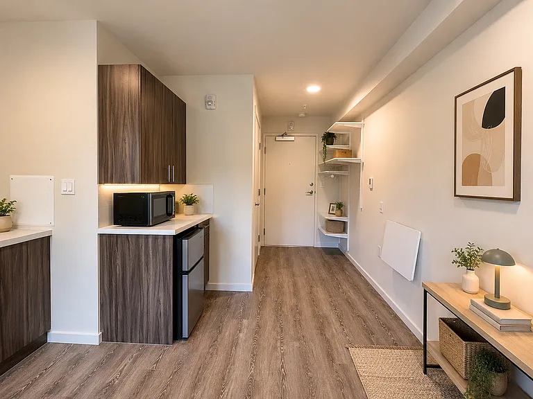 Plaza Apartments — Photo 104