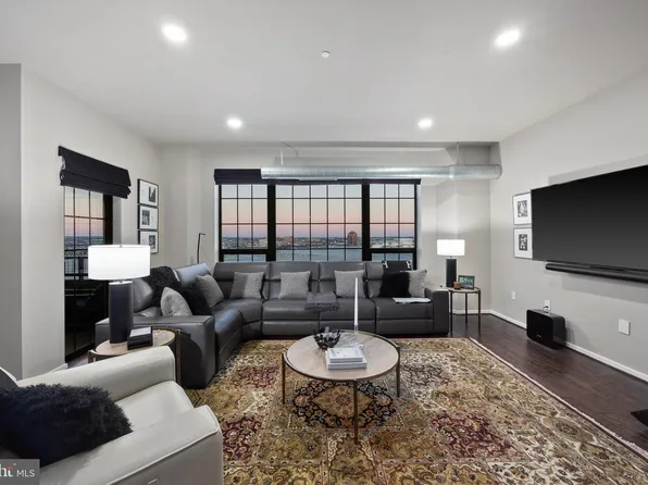 1200 Steuart St Unit 1812, Baltimore, MD 21230