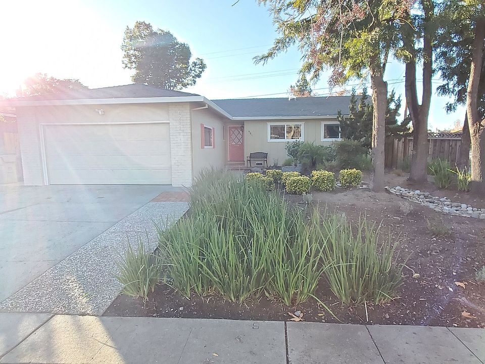 1st image of 6211 Cloverhill Dr