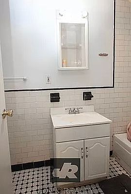 5th image of 157 2nd Ave Suite 2S