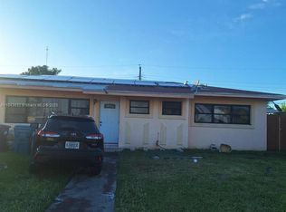 115 NW 193rd St #2, Miami, FL 33169