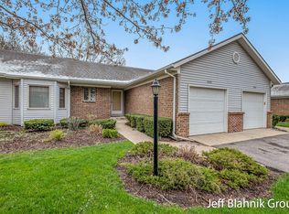 2633 Falcon Pointe Dr NW, Grand Rapids, MI 49534