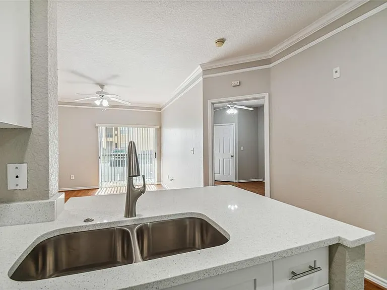 4307 Bayside Village Dr #104 — Photo 9