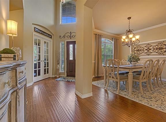 4th image of 4104 Dellman Dr