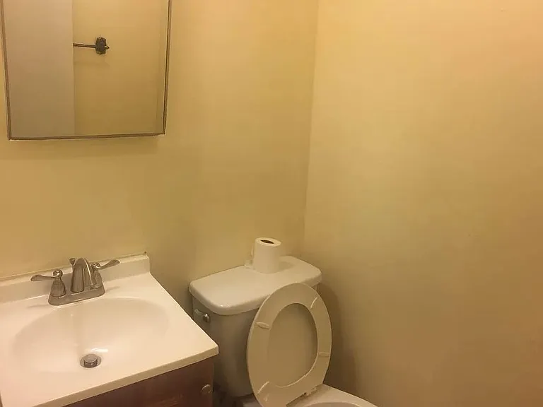 524 N Natrona St — Photo 2