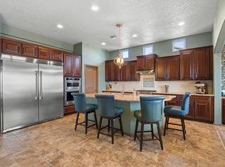 5513 Pikes Peak Loop NE, Rio Rancho, NM 87144