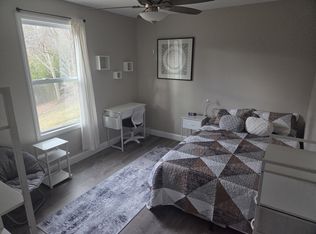 136 Locust Grove Rd, Weaverville, NC 28787