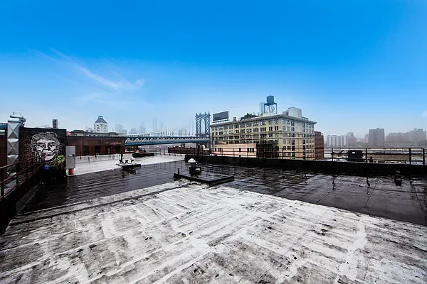 Rented by R New York | media 41